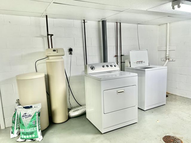 101 N Jackson Street, Hanover, MI 49241
