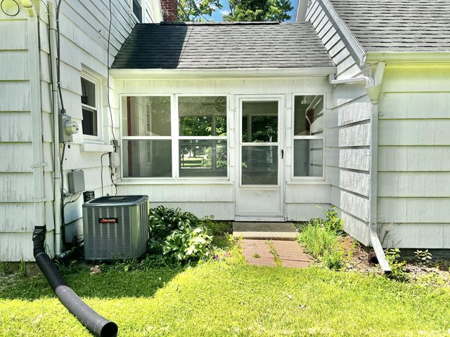101 N Jackson Street, Hanover, MI 49241