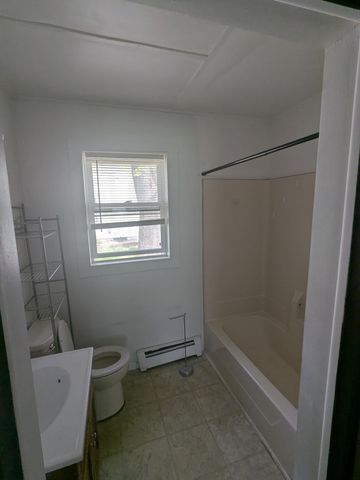 306 4th Avenue S, Princeton, MN 55371