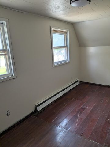 306 4th Avenue S, Princeton, MN 55371