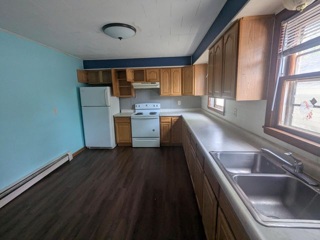 306 4th Avenue S, Princeton, MN 55371