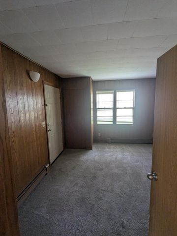 306 4th Avenue S, Princeton, MN 55371
