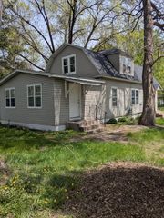 306 4th Avenue S, Princeton, MN 55371