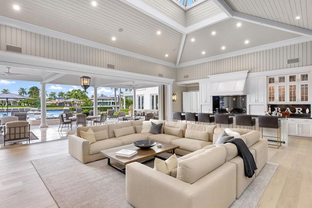 2989 Spanish River Road, Boca Raton, FL 33432
