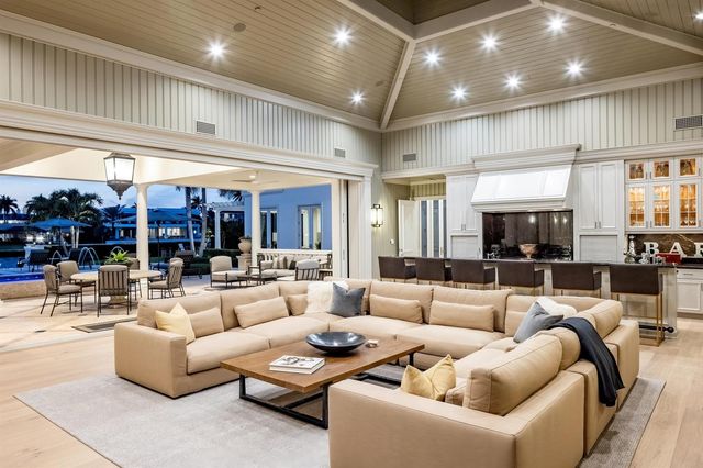 2989 Spanish River Road, Boca Raton, FL 33432