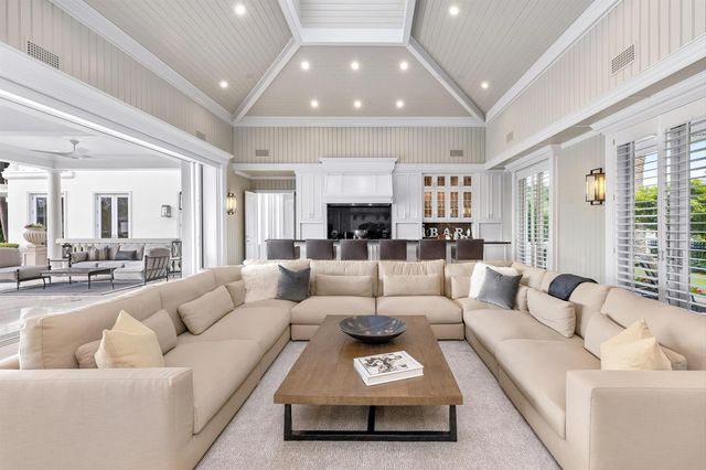 2989 Spanish River Road, Boca Raton, FL 33432