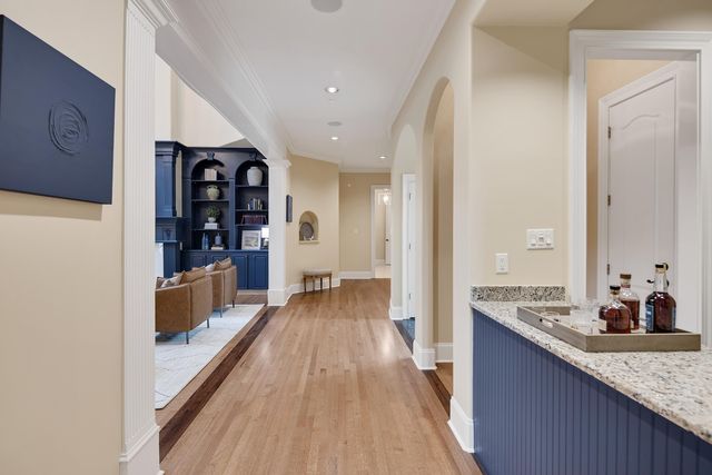 2720 CALKINS RD, Germantown, TN 38139