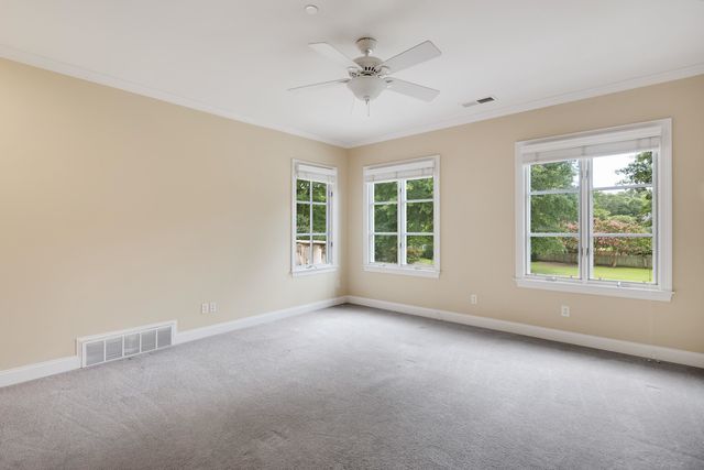 2720 CALKINS RD, Germantown, TN 38139