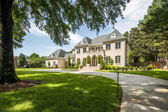 2720 CALKINS RD, Germantown, TN 38139