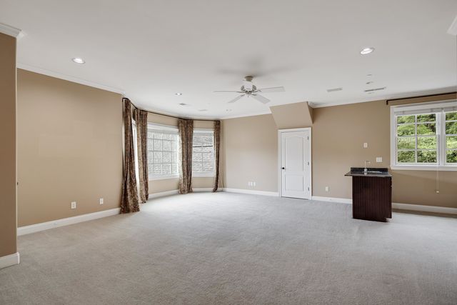 2720 CALKINS RD, Germantown, TN 38139