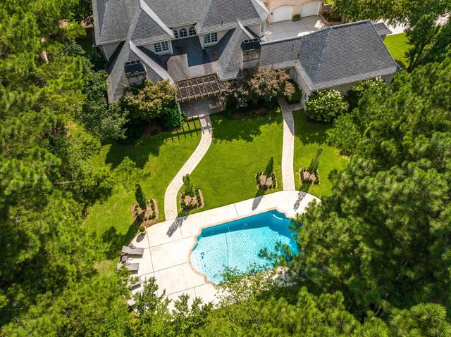 2720 CALKINS RD, Germantown, TN 38139