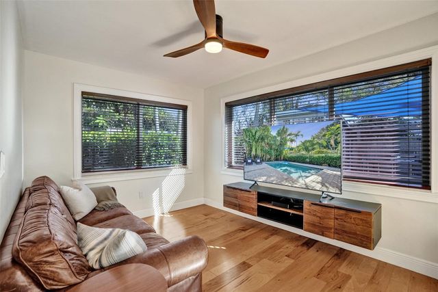 4750 NE 8 Terrace, Oakland Park, FL 33334