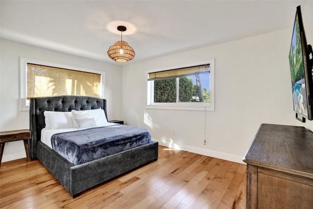 4750 NE 8 Terrace, Oakland Park, FL 33334