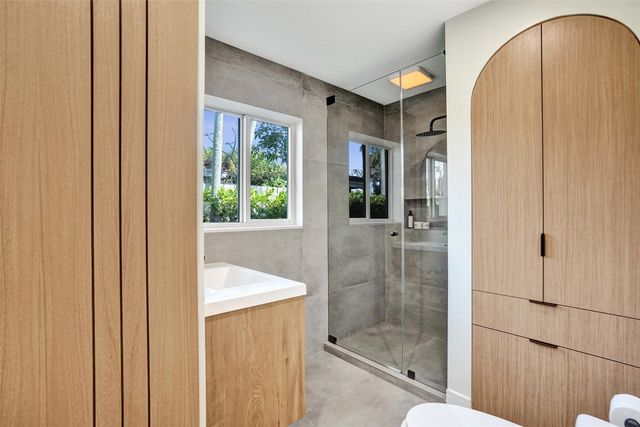 4750 NE 8 Terrace, Oakland Park, FL 33334