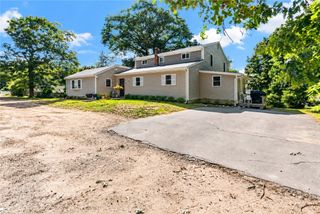 44 MAXWELL Drive, North Kingstown, RI 02852