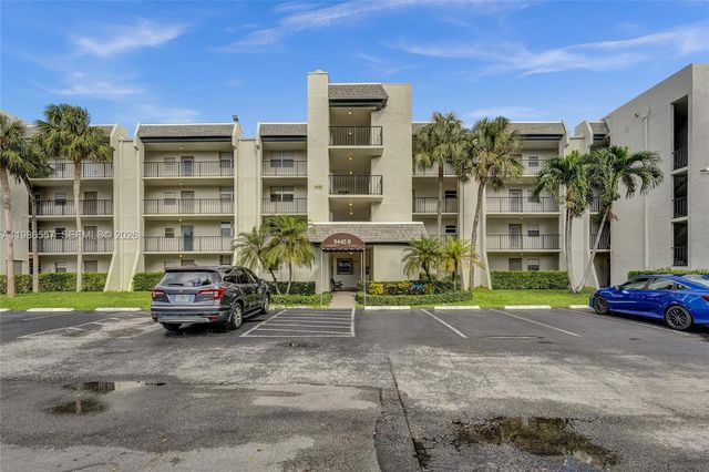 9440 Poinciana Pl 108, Davie, FL 33324