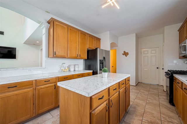 3906 Tigris Ridge Drive, Katy, TX 77449