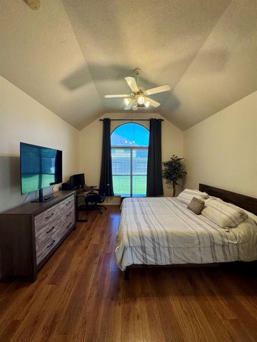 3906 Tigris Ridge Drive, Katy, TX 77449