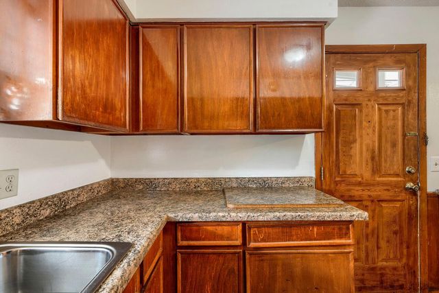 6943 Logan Avenue N, Brooklyn Center, MN 55430