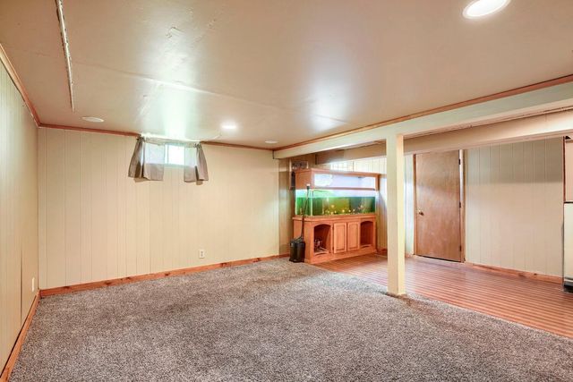 6943 Logan Avenue N, Brooklyn Center, MN 55430