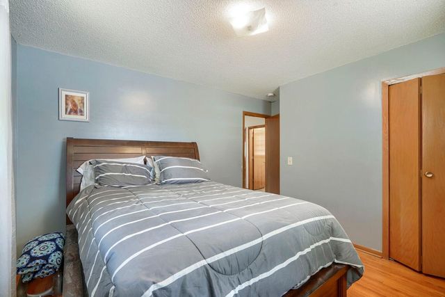 6943 Logan Avenue N, Brooklyn Center, MN 55430