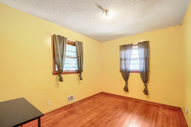 6943 Logan Avenue N, Brooklyn Center, MN 55430
