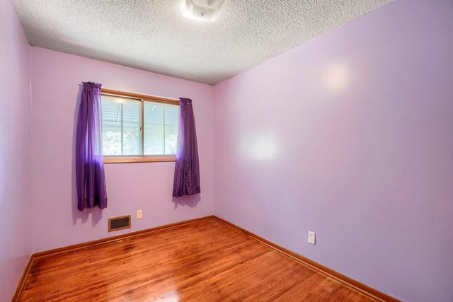 6943 Logan Avenue N, Brooklyn Center, MN 55430