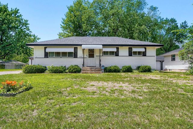 6943 Logan Avenue N, Brooklyn Center, MN 55430