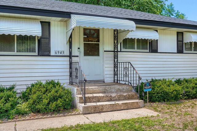 6943 Logan Avenue N, Brooklyn Center, MN 55430