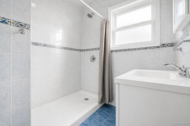 3-08 26th Avenue, Long Island City, NY 11102