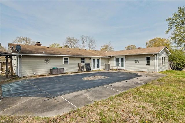 1948 Killey ST, Virginia Beach, VA 23453