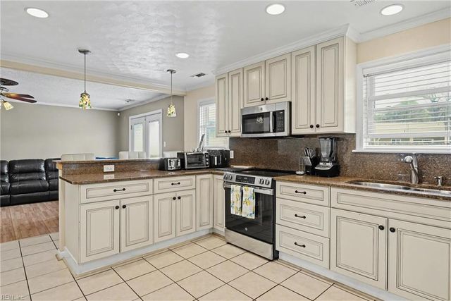 1948 Killey ST, Virginia Beach, VA 23453