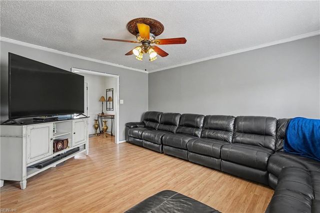 1948 Killey ST, Virginia Beach, VA 23453