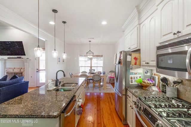 119 Kempen Lane, Madison, MS 39110