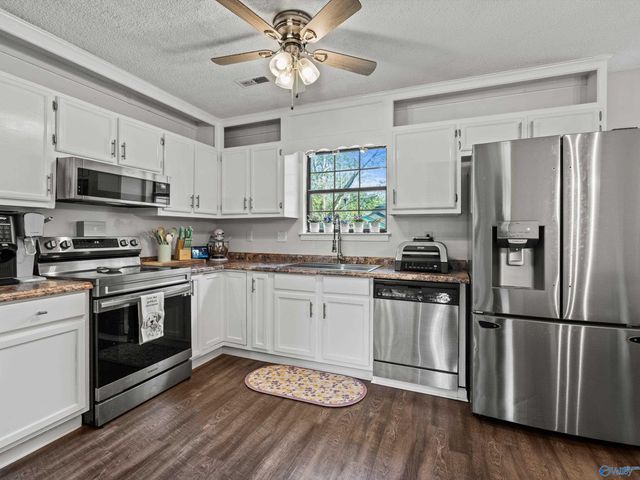 2652 Winchester Road NE, Huntsville, AL 35811