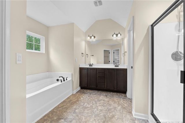 1205 Peppermint Court, Fayetteville, NC 28314