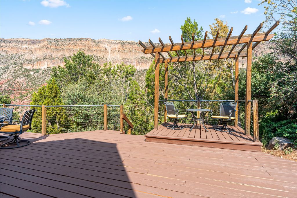 Image 36 of property listing at 467 Madrid Road, Jemez Springs, NM 87025