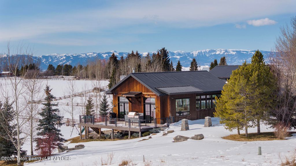 130 YELLOW ROSE Drive, Alta, WY 83414 photo 28