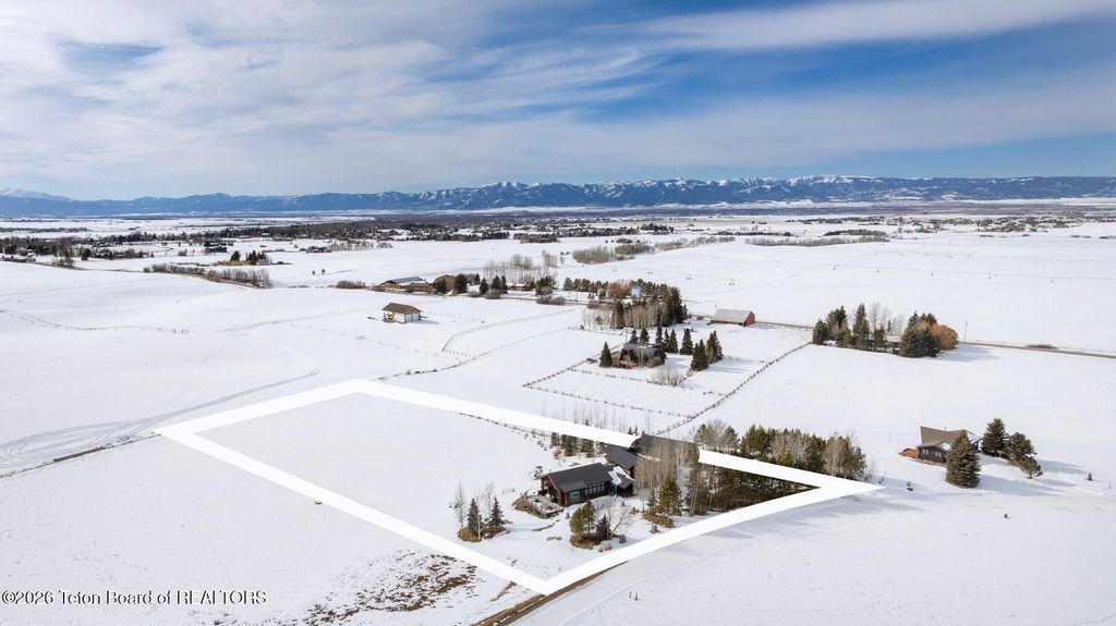 130 YELLOW ROSE Drive, Alta, WY 83414 photo 29