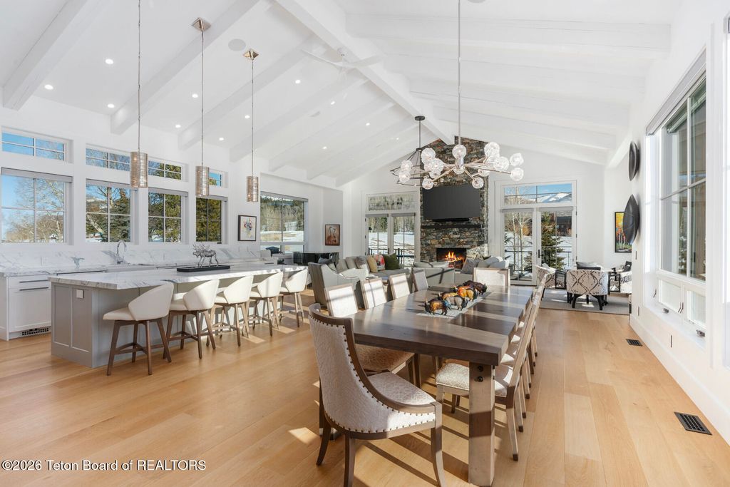 130 YELLOW ROSE Drive, Alta, WY 83414 photo 7