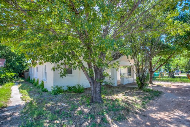 408 N Van Buren Street, San Angelo, TX 76901