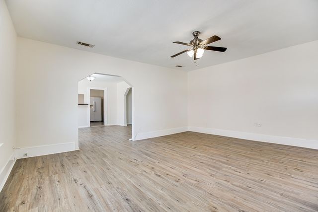 408 N Van Buren Street, San Angelo, TX 76901