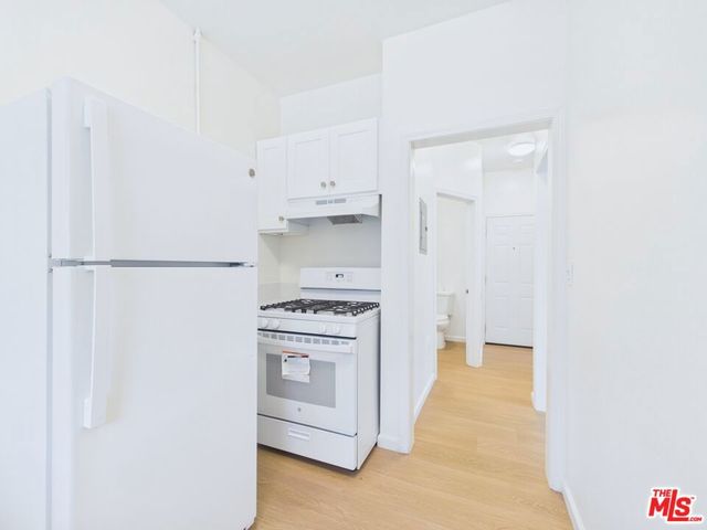 7501 S Central Ave 4, Los Angeles, CA 90001