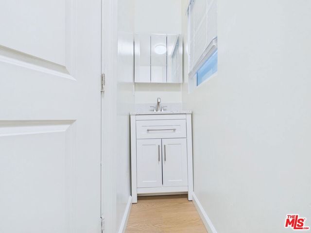 7501 S Central Ave 4, Los Angeles, CA 90001