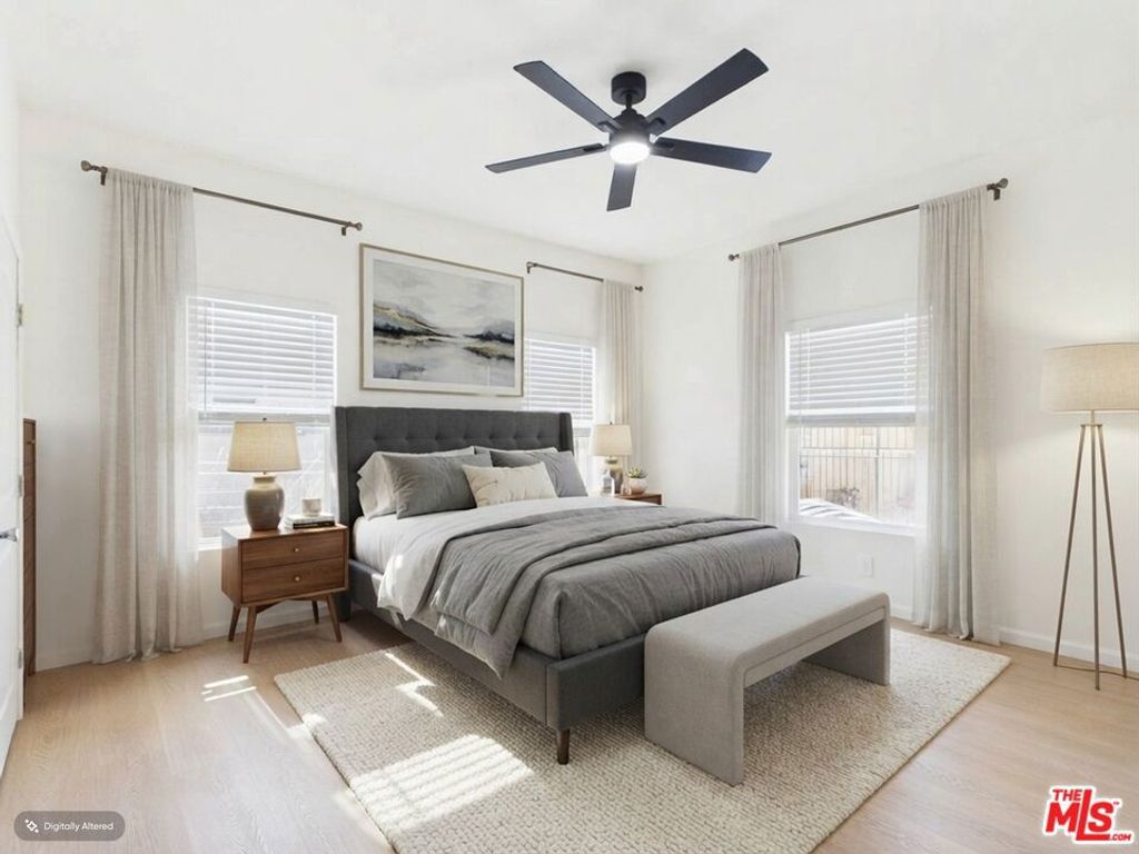 7501 S Central Ave 4, Los Angeles, CA 90001