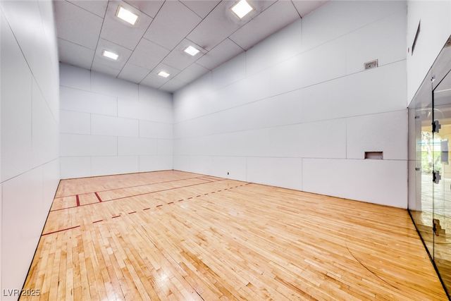 270 East Flamingo Road 107, Las Vegas, NV 89169