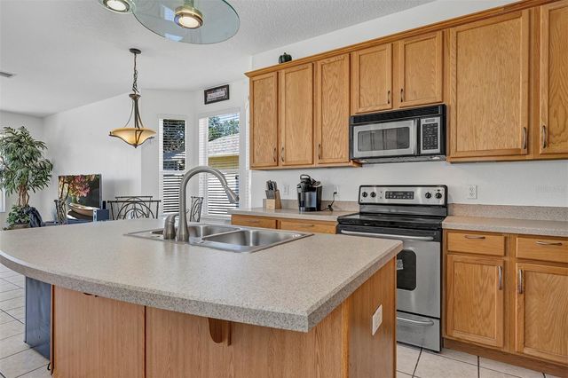 2013 CROSSVINE LANE, Casselberry, FL 32707