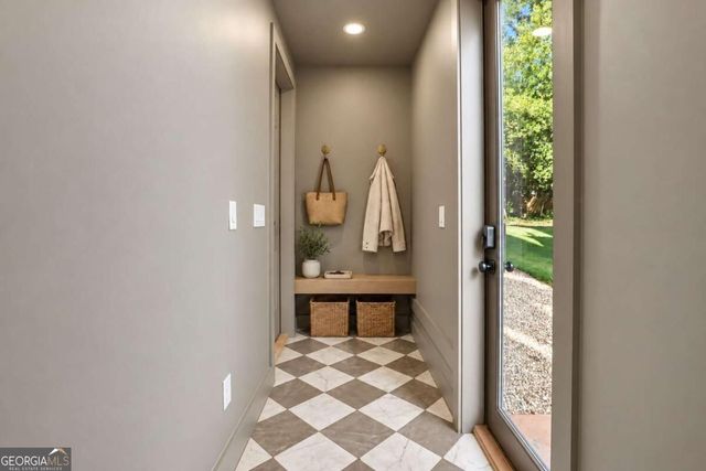 1043 Avondale Avenue SE, Atlanta, GA 30312