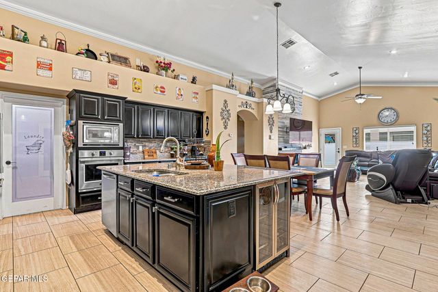 714 GOLD BEACH Drive, Canutillo, TX 79835