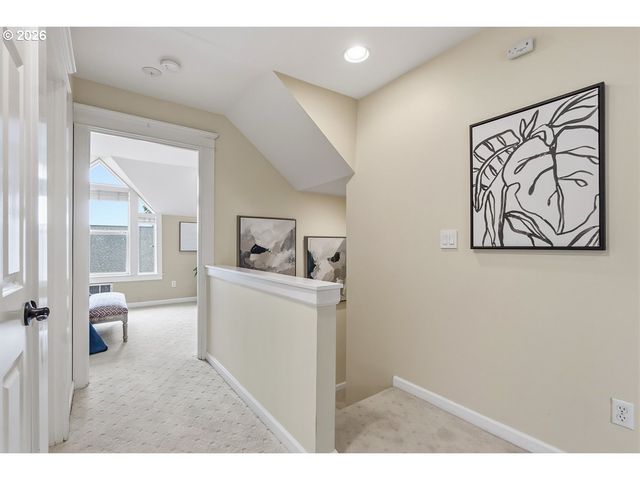 2372 Nw GLISAN St 5, Portland, OR 97210
